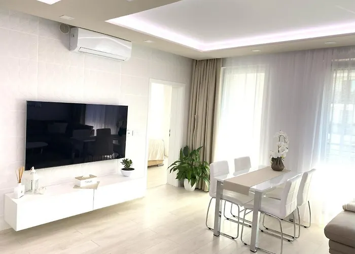 Eleganz - Exclusive Near The Center With Free Private Parking Bratislava