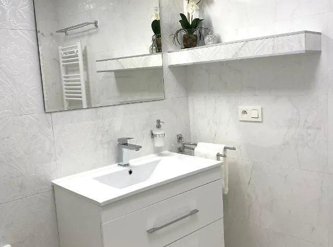 Eleganz - Exclusive Near The Center With Free Private Parking