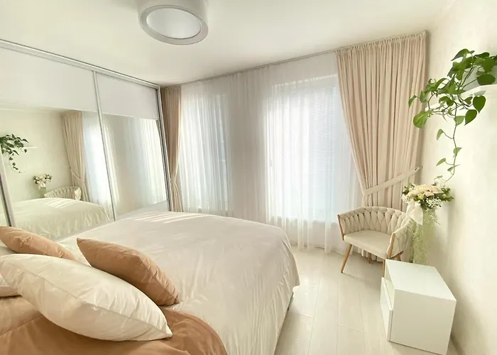 Eleganz - Exclusive Near The Center With Free Private Parking *