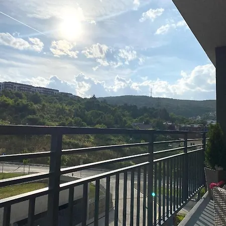 Eleganz - Near The Center With Free Parking Apartment *