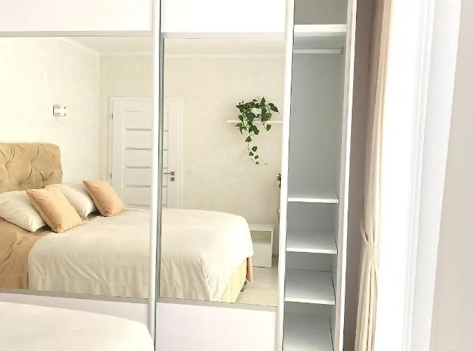 Eleganz - Exclusive Near The Center With Free Private Parking *