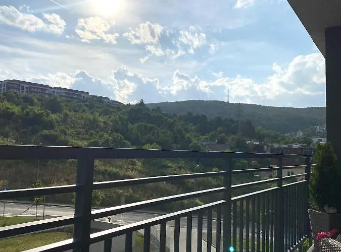 Eleganz - Exclusive Near The Center With Free Private Parking Apartament *